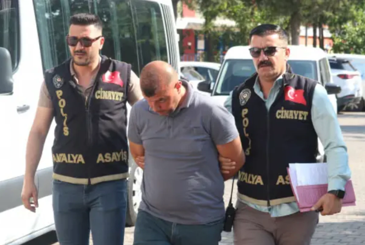 Karısını ve kayınpederini &ouml;ld&uuml;ren ş&uuml;phelinin ifadesi ortaya &ccedil;ıktı