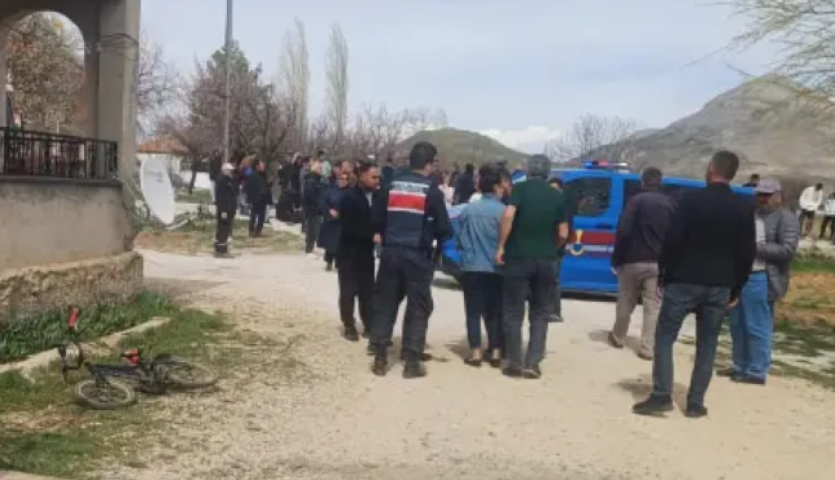 Kayseri'de &ouml;nce karısına sonra kendi canına kıydı
