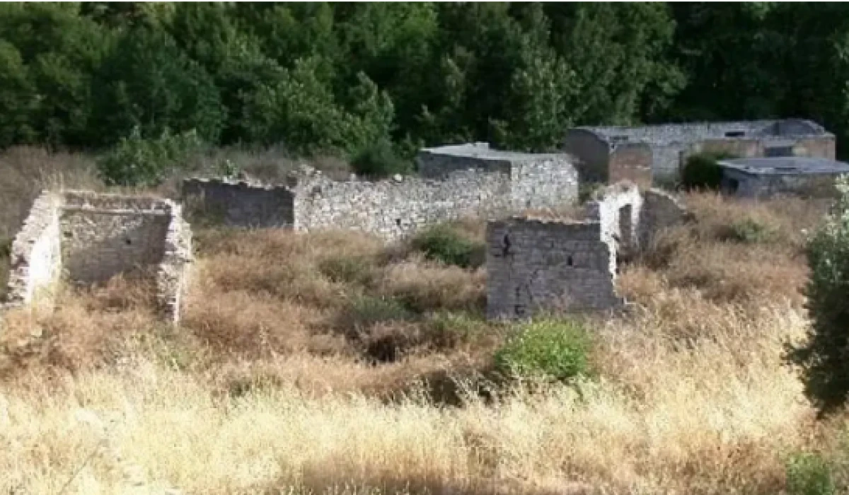 Kıbrıs'ta sular ısınıyor: T&uuml;rk camisinin sınır hattı İsrail'e satıldı