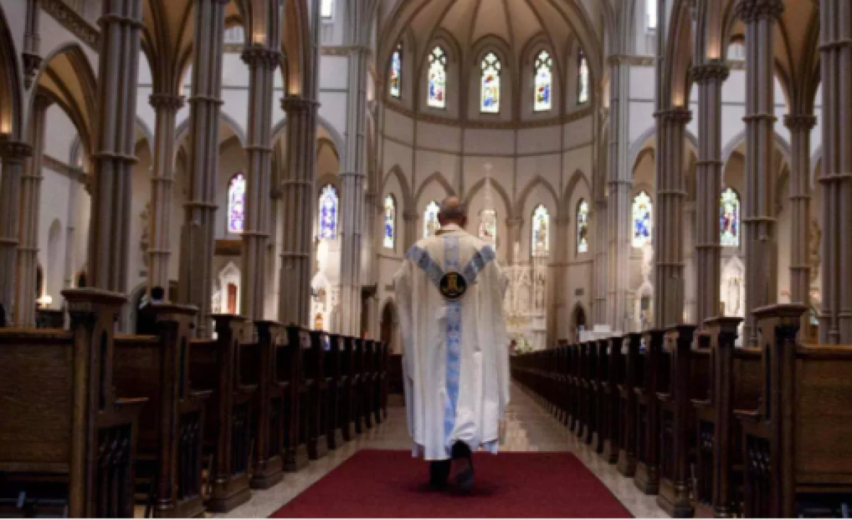 Kilisede skandal istismar vakası!             