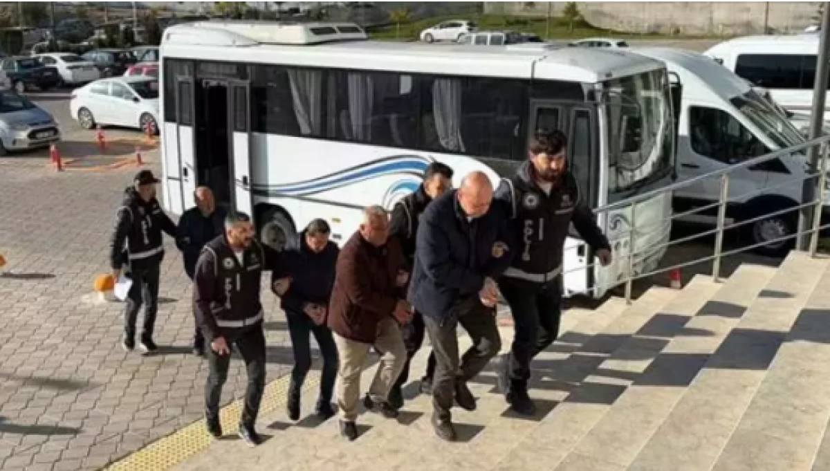 Kırıkkale'deki 33 kişi memuriyetten çıkarıldı 