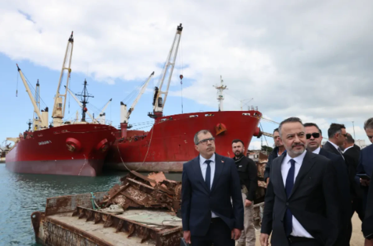 Komşu &uuml;lkeden T&uuml;rkiye'ye petrol teklifi! 'Daha aktif rol &uuml;stlenin'