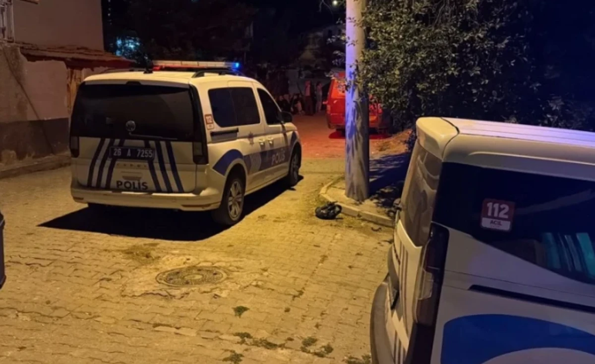 Komşular arasında dehşet! Pompalı t&uuml;fekle saldırdı