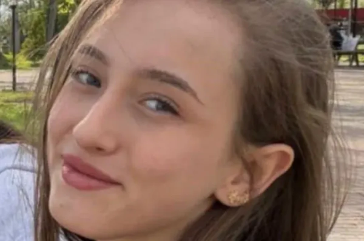 K&uuml;tahya'da kayıp ihbarı: 15 yaşındaki Cemre her yerde aranıyor