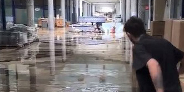 Kütahya'da sağanak yağmur sonrası su baskını