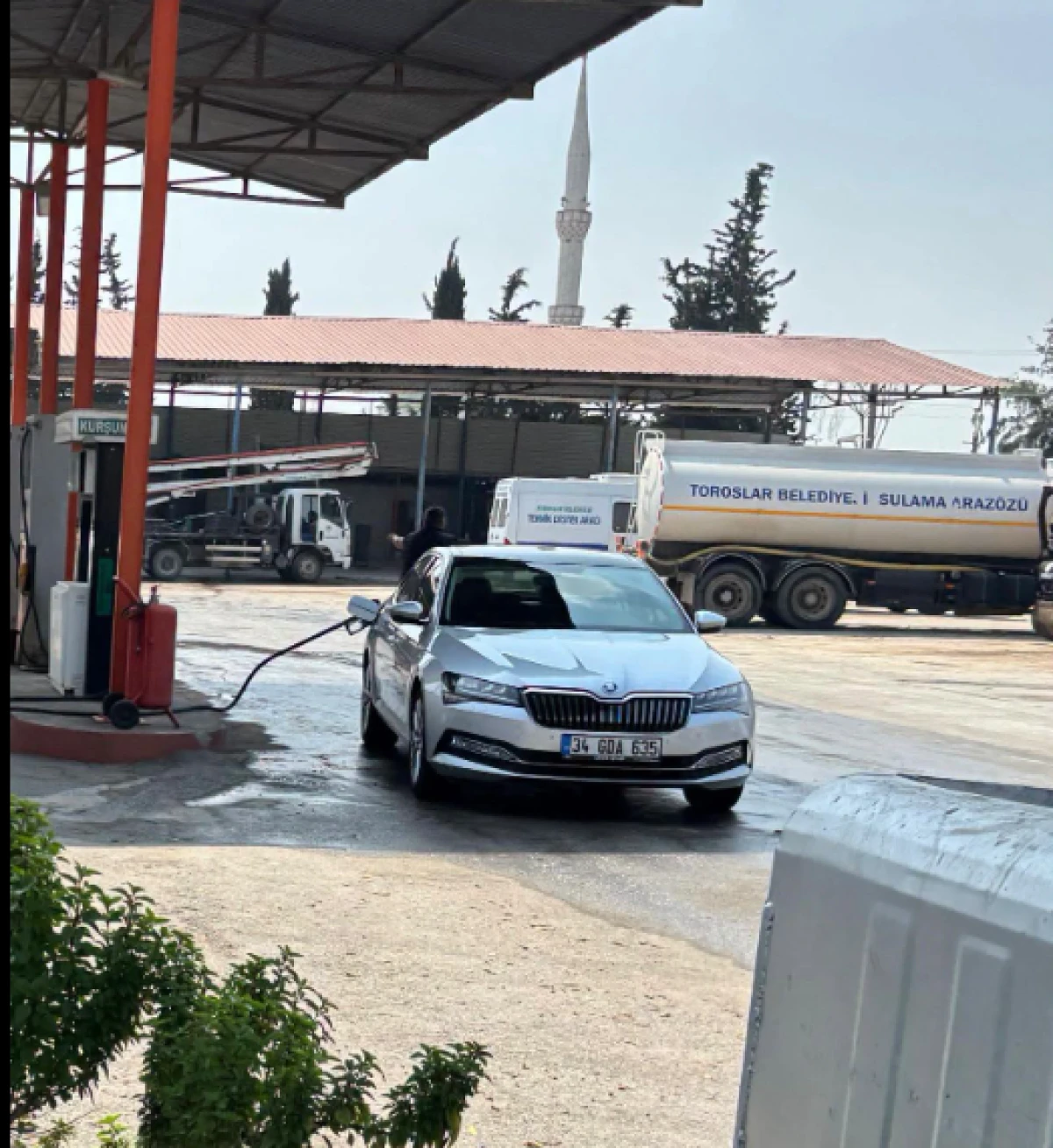 MAKAM ARACI DEĞİLSE, BELEDİYE MAZOTU NE İŞ?
