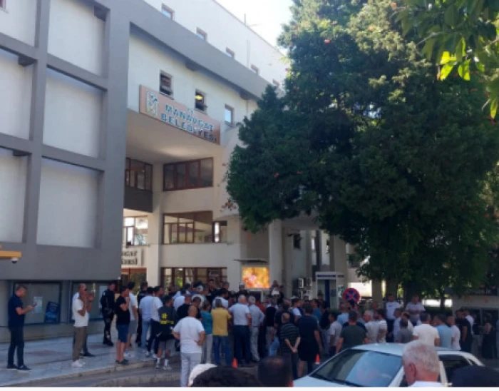 Manavgat Belediyesi'ne yolsuzluk soruşturması            