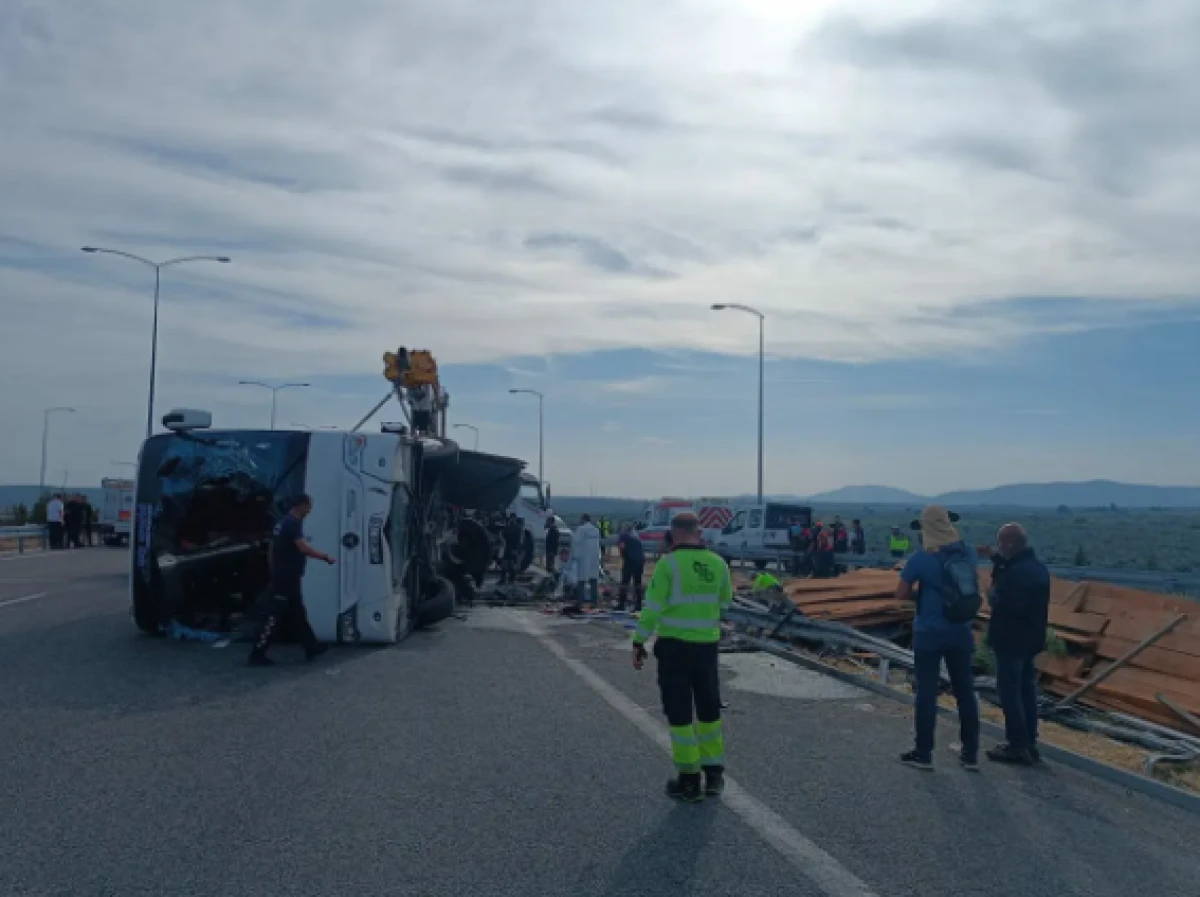 Manisa'da 11 kişi hayatını kaybetmişti: Şof&ouml;r&uuml;n ifadesi ortaya &ccedil;ıktı! 2 kişi tutuklandı