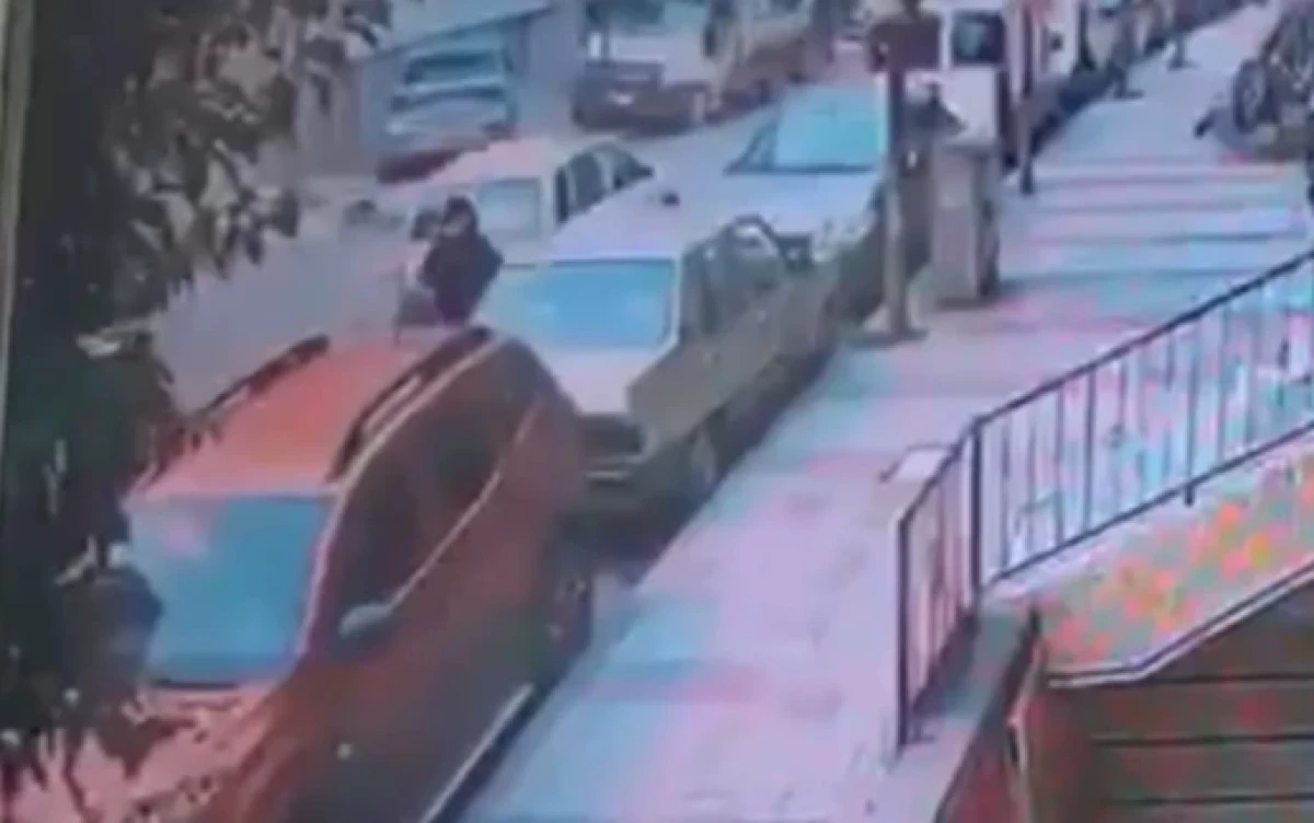 Maslak'ta iki iş yerine kurşun yağdırdılar!     