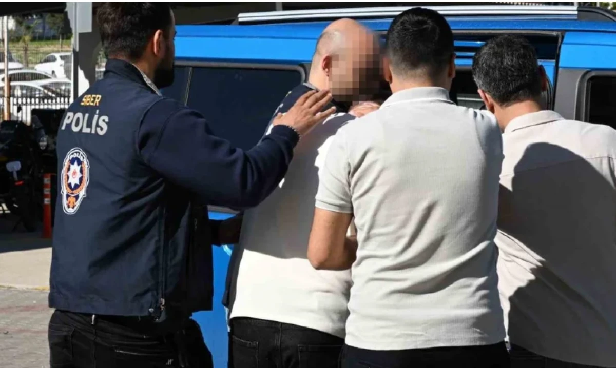 Mersin&rsquo;de 200 Milyon TL&rsquo;lik Bahis Vurgunu: 4 Ş&uuml;pheli Tutuklandı
