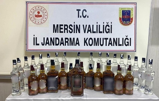 Mersin'de kaçak alkol ve sigara operasyonu