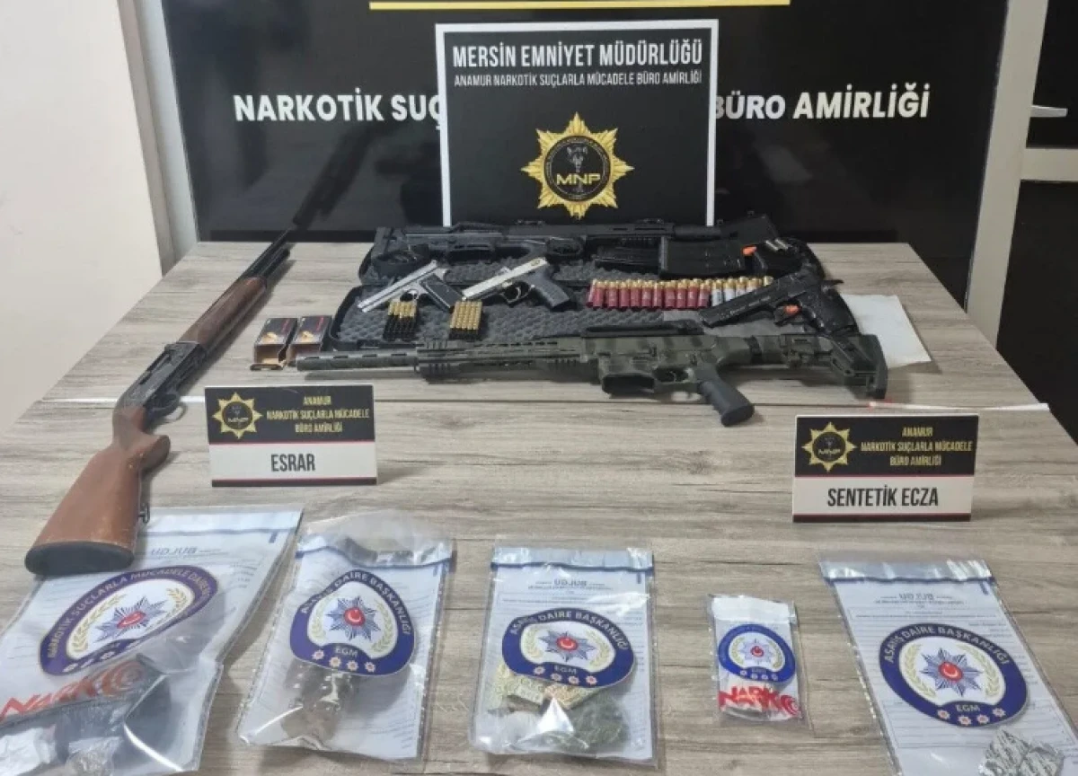 Mersin'de operasyon: 174 ekip, 2 insansız hava aracı ve 630 polis katıldı