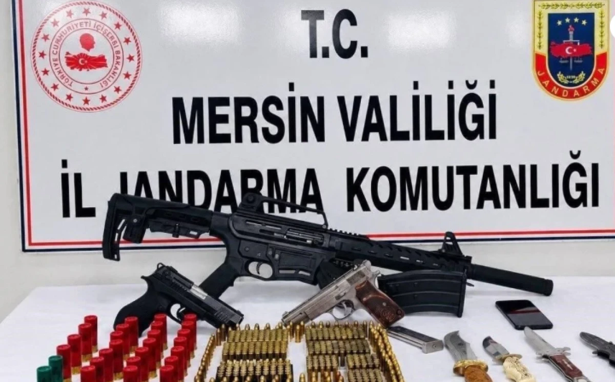 Mersin&rsquo;de silah ka&ccedil;ak&ccedil;ılığı operasyonu: 1 tutuklama