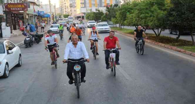Mezitli'de Avrupa Hareketlilik Haftası bisiklet sürerek başladı 