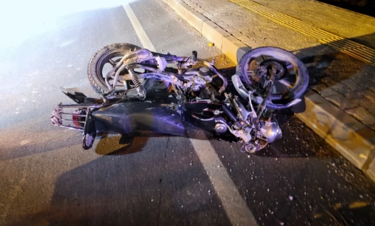 Motosiklet kazasında iki kardeş can verdi