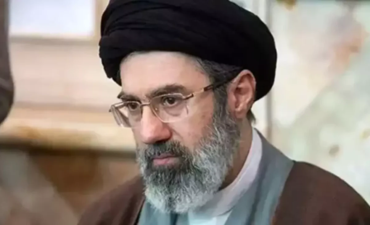 M&uuml;cteba Hamaney, ABD-İsrail saldırısından sağ kurtuldu 