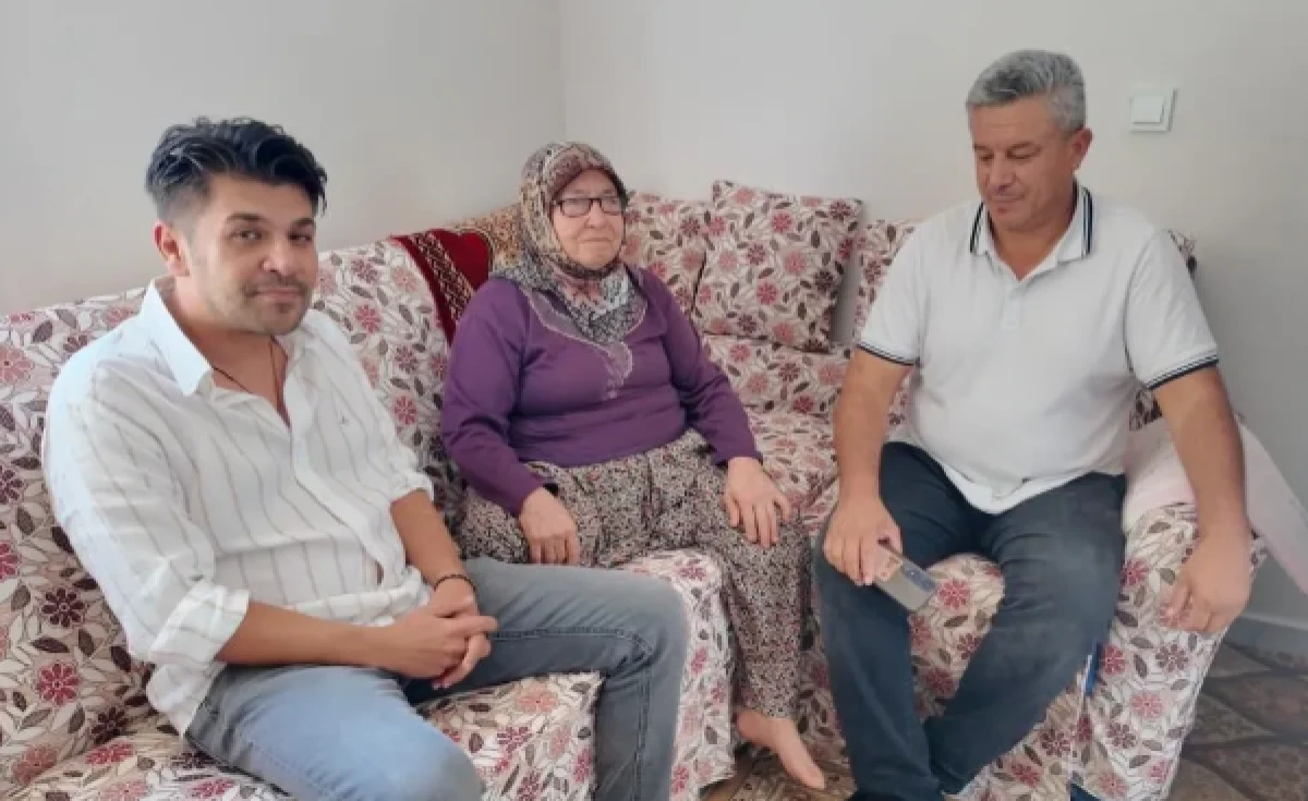 Mutluluğun fotoğrafı: &Ouml;mr&uuml; &ccedil;atmada ge&ccedil;ti, 69 yaşında evi oldu