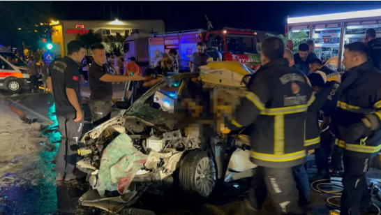 Nevşehir'de otomobil TIR'a arkadan çarptı