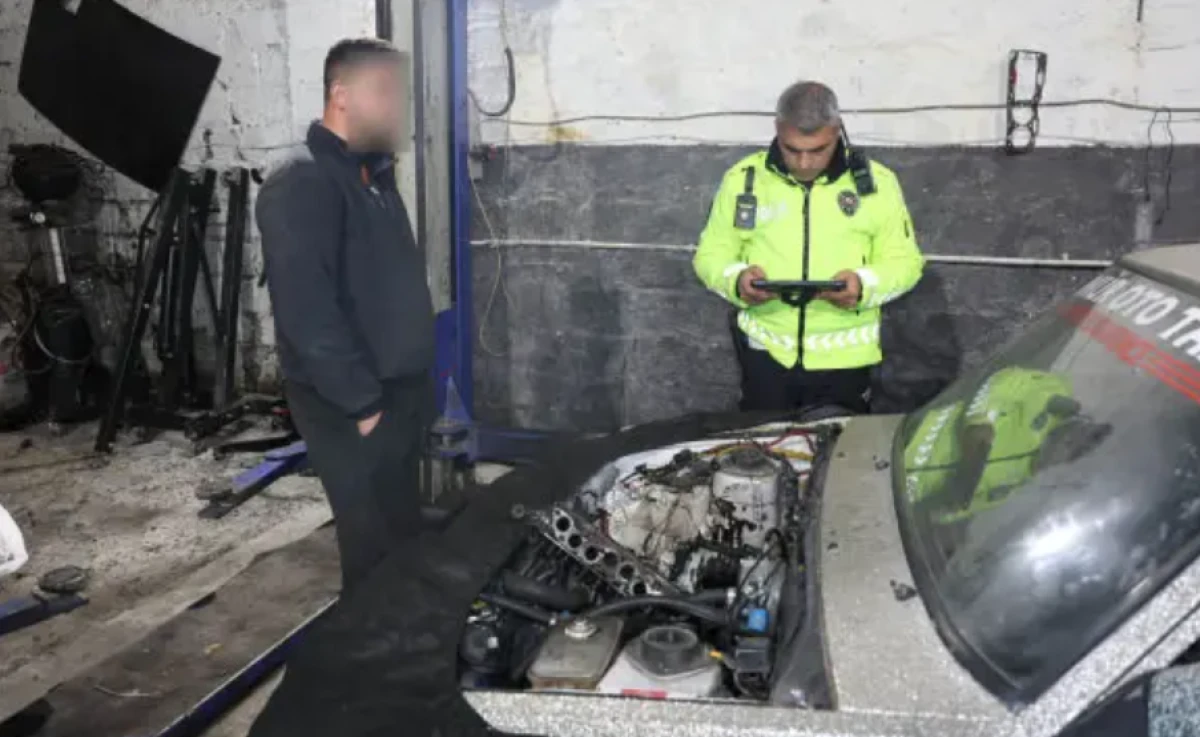 Nevşehir'de şoke eden olay! Drift cezasından ka&ccedil;mak i&ccedil;in aracını par&ccedil;aladı