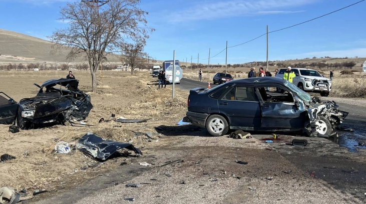 Nevşehir'deki kazada baba ve oğlu birlikte can verdi