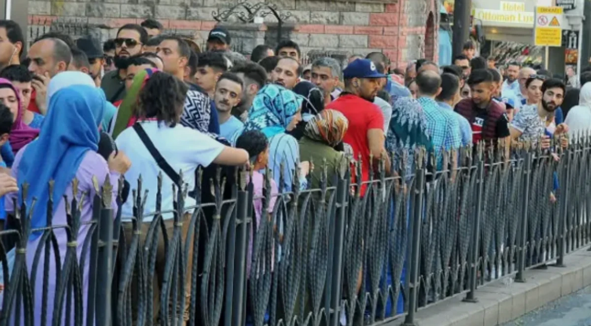 Okul saldırıları sonrası vatandaş tek g&ouml;r&uuml;şte birleşti