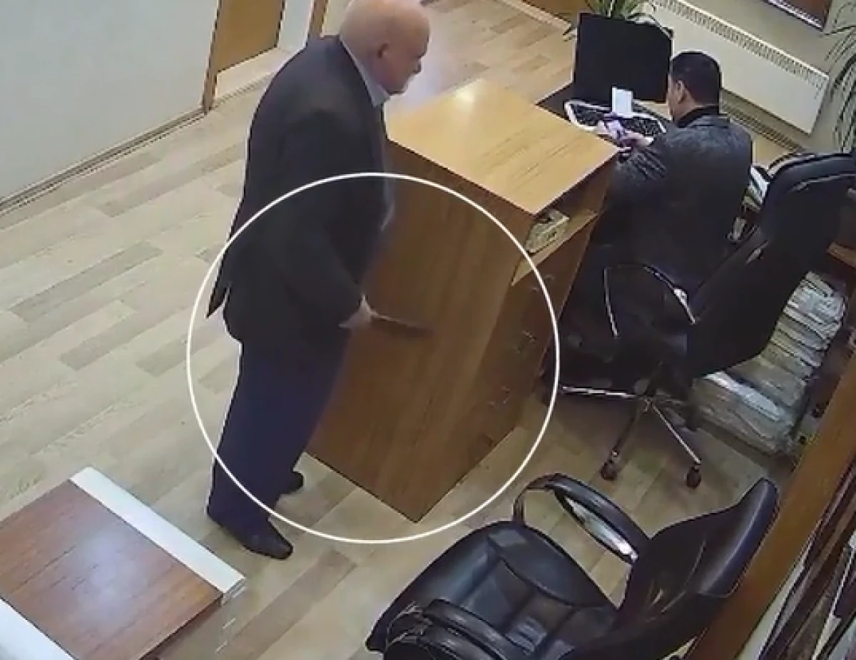 Ordu&rsquo;da belediye başkanının sekreterine satırlı saldırı anı kamerada