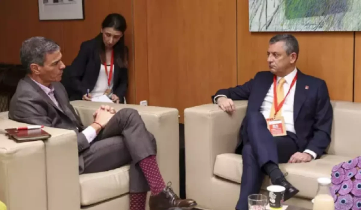 Özgür Özel bu kez de İspanya'da Türkiye’yi şikayet etti 