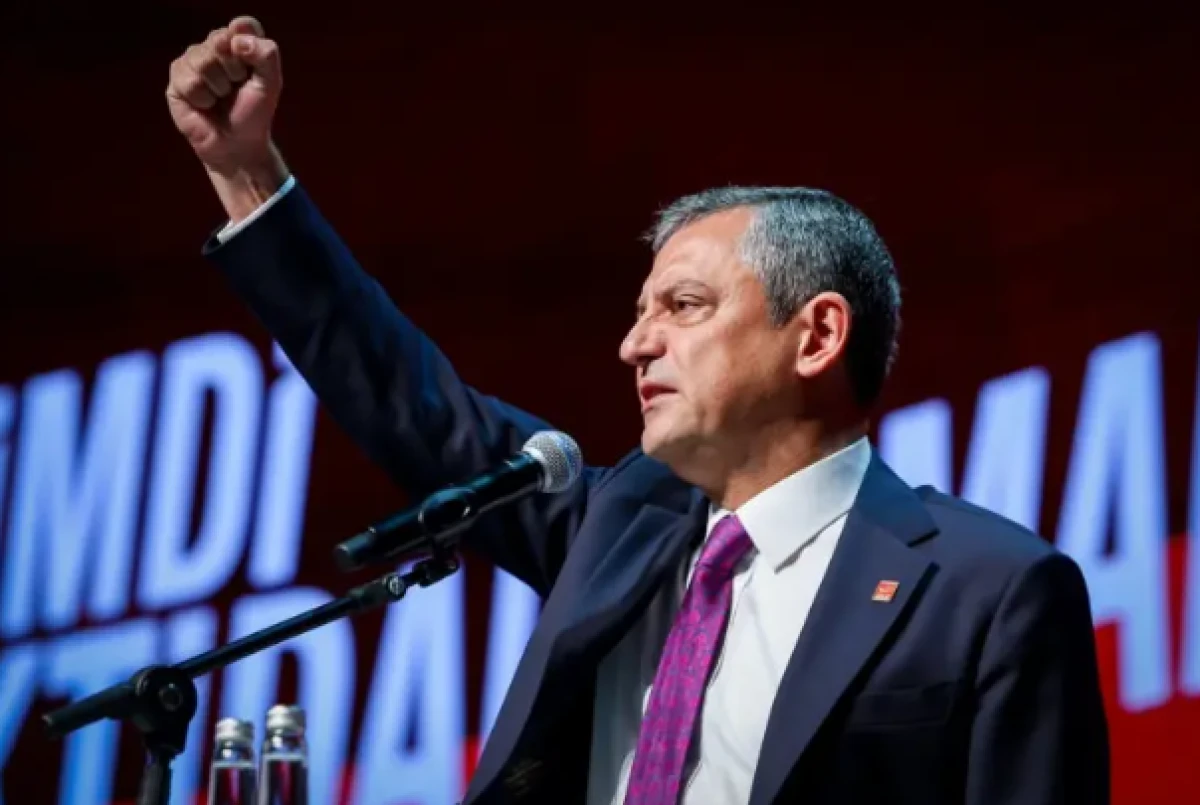 &Ouml;zg&uuml;r &Ouml;zel hakkındaki fezlekede para trafiği deşifre oldu: Mavi valizden l&uuml;ks ara&ccedil;lara