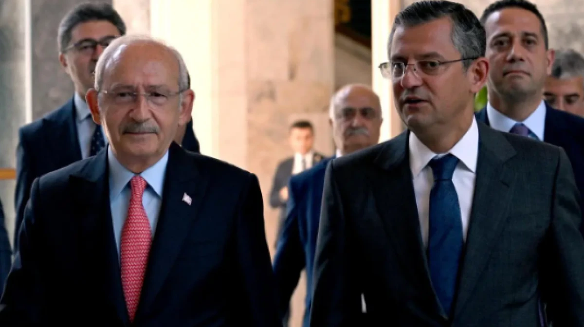 &Ouml;zg&uuml;r &Ouml;zel'in Kılı&ccedil;daroğlu'na teklifi ortaya &ccedil;ıktı: İkimiz de &ccedil;ekilelim o y&ouml;netsin!