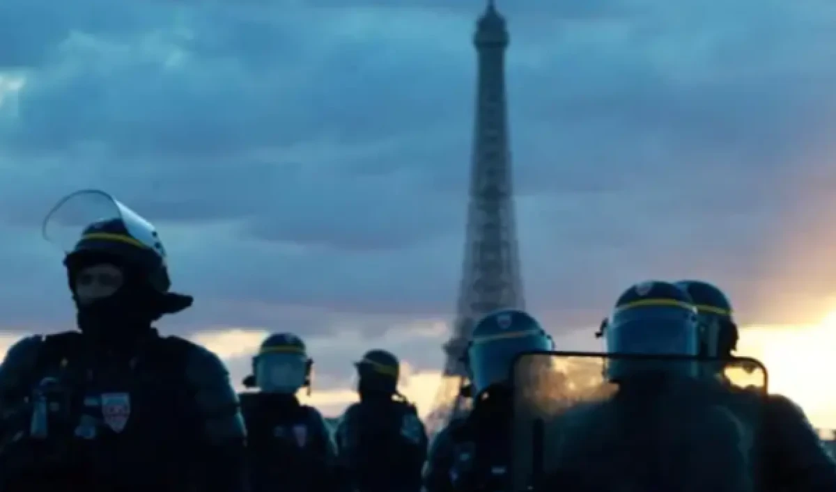 Paris sokaklarında 31 Ekim alarmı: 70 bin polis teyakkuzda!