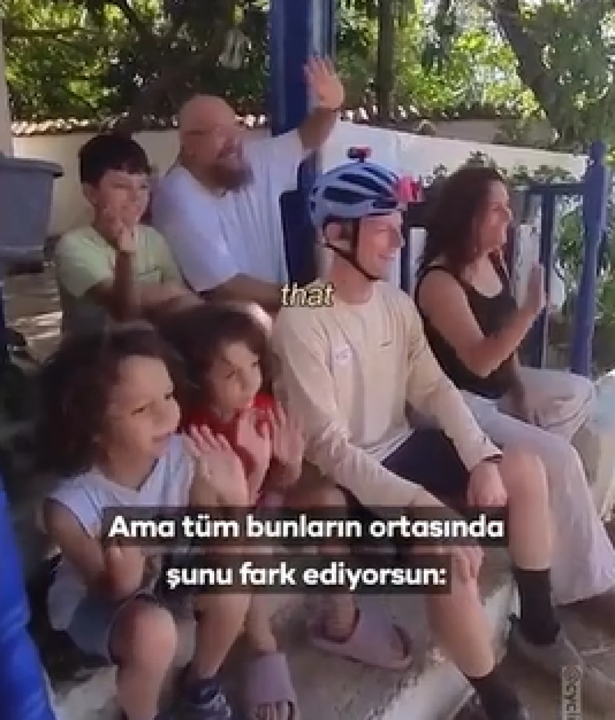 Pedal &ccedil;evirdik&ccedil;e dost biriktirdi: İngiliz bisiklet&ccedil;i T&uuml;rk misafirperverliğini d&uuml;nyaya anlattı