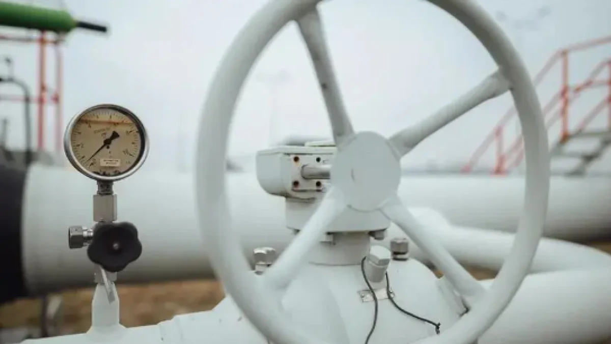 Piyasalarda son dakika! Petrol fiyatları fırladı! Altında ibre tersine d&ouml;nd&uuml;!