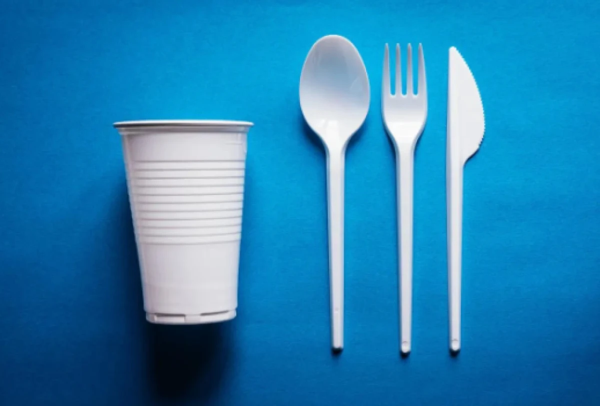 Plastik &ccedil;atal-bı&ccedil;ak devri bitiyor               