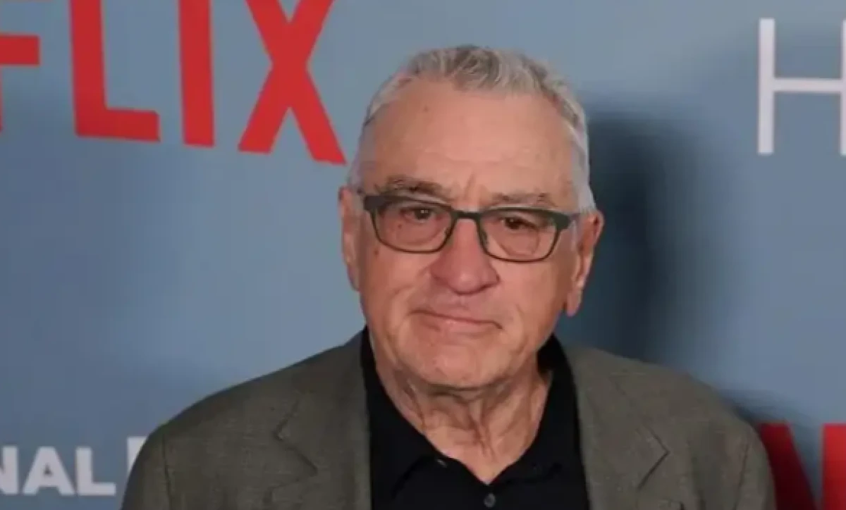 Robert De Niro İstanbul&rsquo;da polisle gece baskınına mı &ccedil;ıktı? 31 yıl sonra gelen itiraf