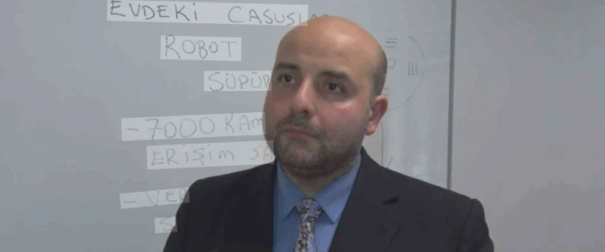 Robot s&uuml;p&uuml;rgelerde casusluk tehlikesi                  