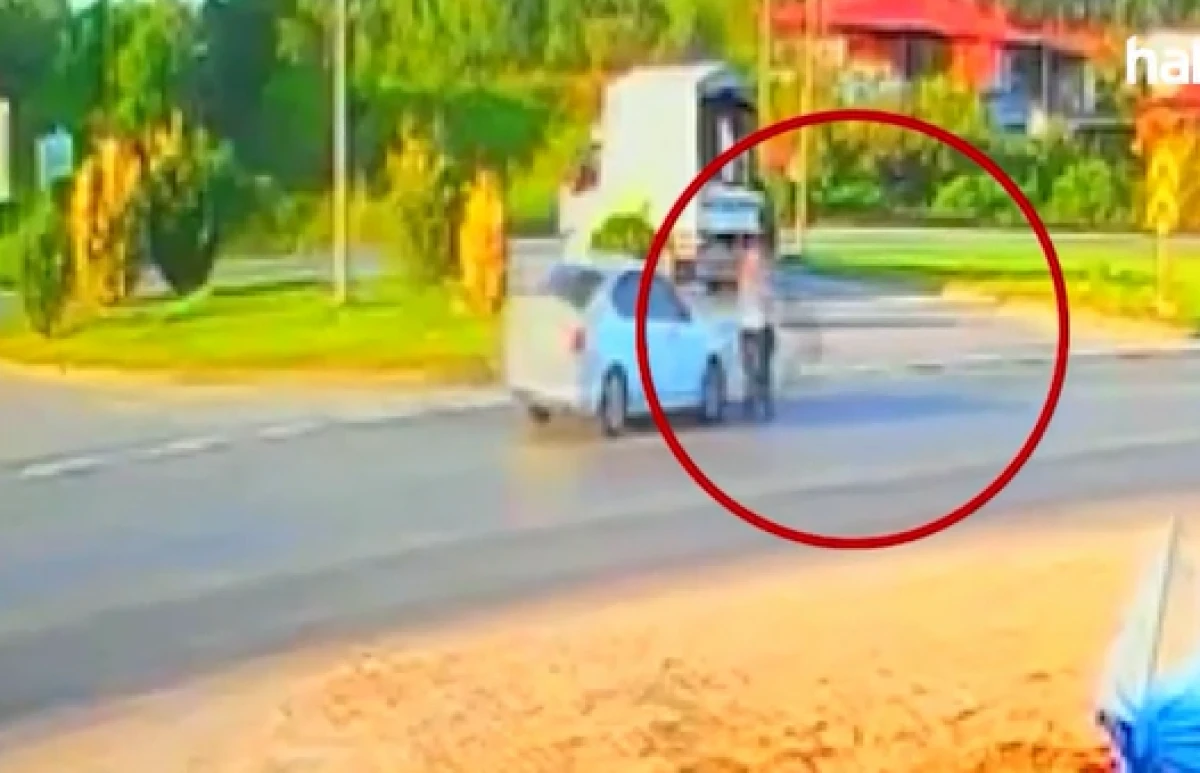 Samsun'da bisikletli Esra&rsquo;nın &ouml;ld&uuml;ğ&uuml; kaza kamerada
