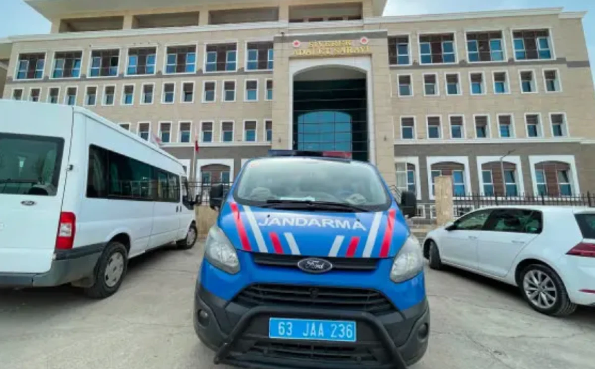 Şanlıurfa'da &ccedil;ocuğa istismar iddiası! 15 ş&uuml;pheli g&ouml;zaltına alındı