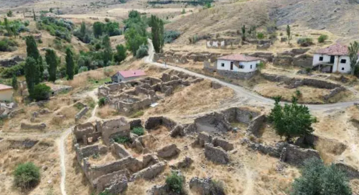 Sivas'ta koca k&ouml;yde bir aile yaşıyor! İlle de g&ouml;&ccedil; etmiyorlar