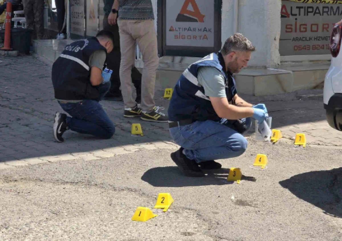 Siverek’te Jandarma aracına silahlı saldırı 