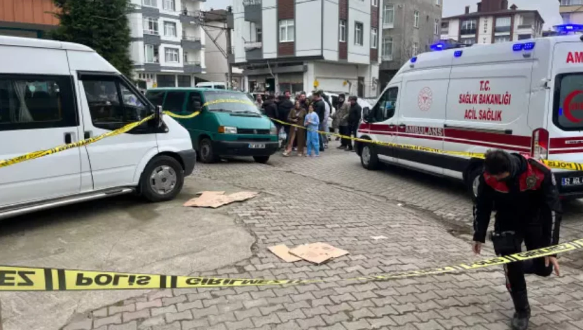 Sokak ortasında kanlı infaz                                      