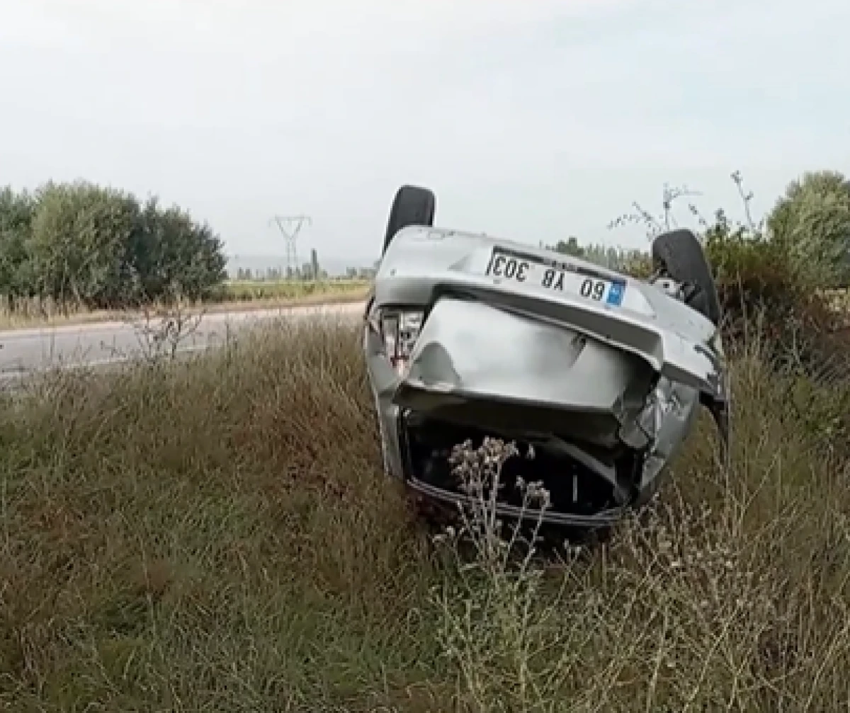 Sulama kanalına u&ccedil;an otomobildeki 2 kişi hayatını kaybetti
