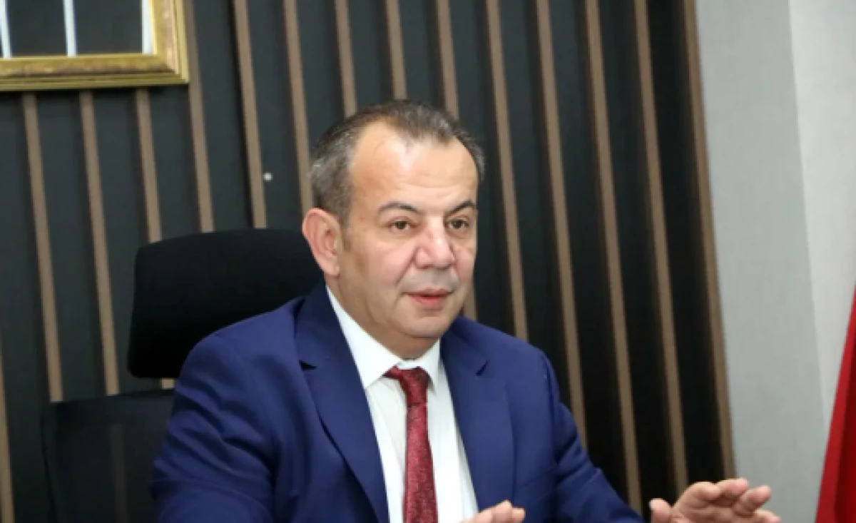 Tanju &Ouml;zcan'dan şoke eden itirafı! Yasak aşk mesajlarını kabul etti: Eşime &ouml;z&uuml;r bor&ccedil;luyum!