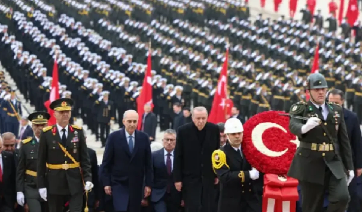 TBMM Başkanı Kurtulmuş, Anıtkabir'i ziyaret etti!