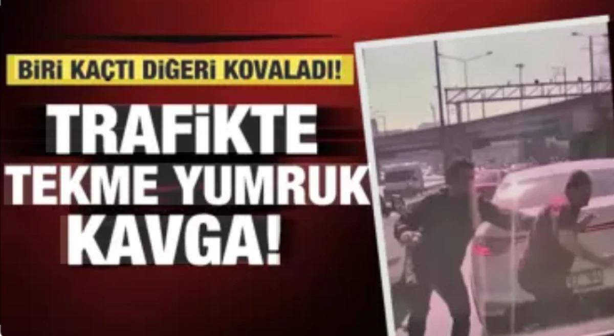 Trafikte tekme yumruk kavga ettiler, o anlar ara&ccedil; kamerasına yansıdı 