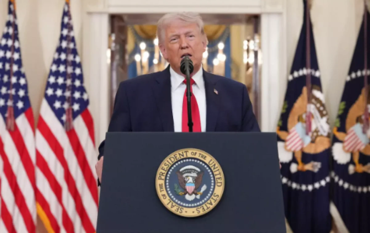 Trump beklenen konuşmayı yaptı              