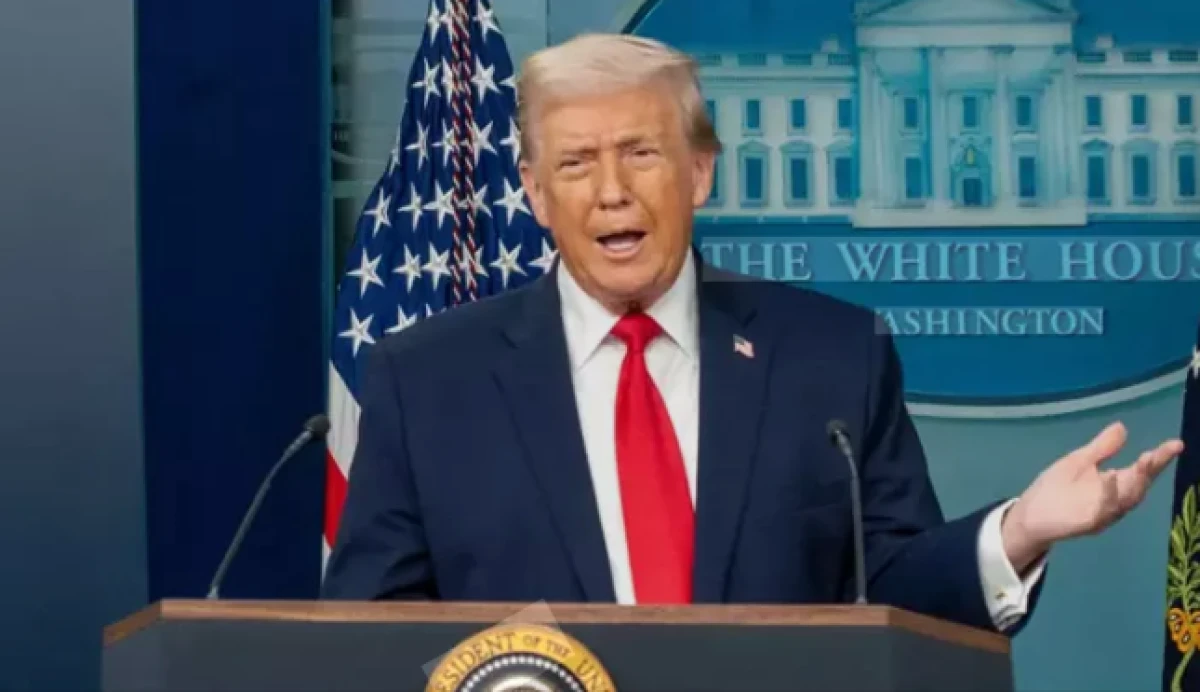 Trump: İran ile g&ouml;r&uuml;şebilirim                     