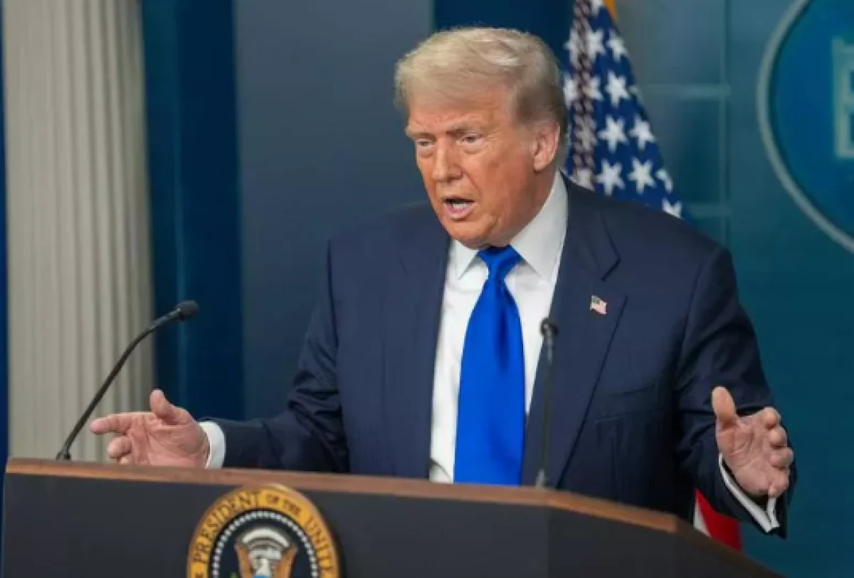 Trump'tan İngiltere'ye İran sitemi                   