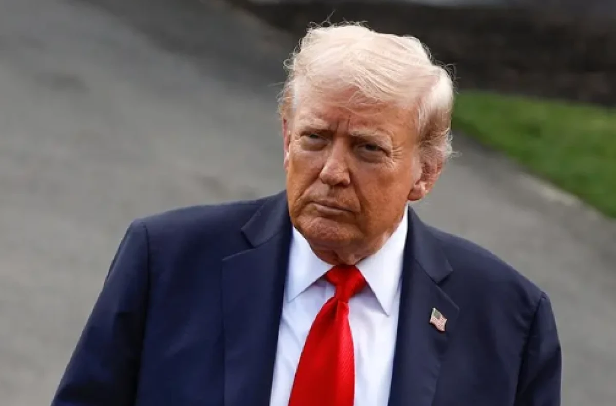 Trump'tan tarihi iddia: &Ccedil;in 220 milyon se&ccedil;men bilgisini &ccedil;aldı
