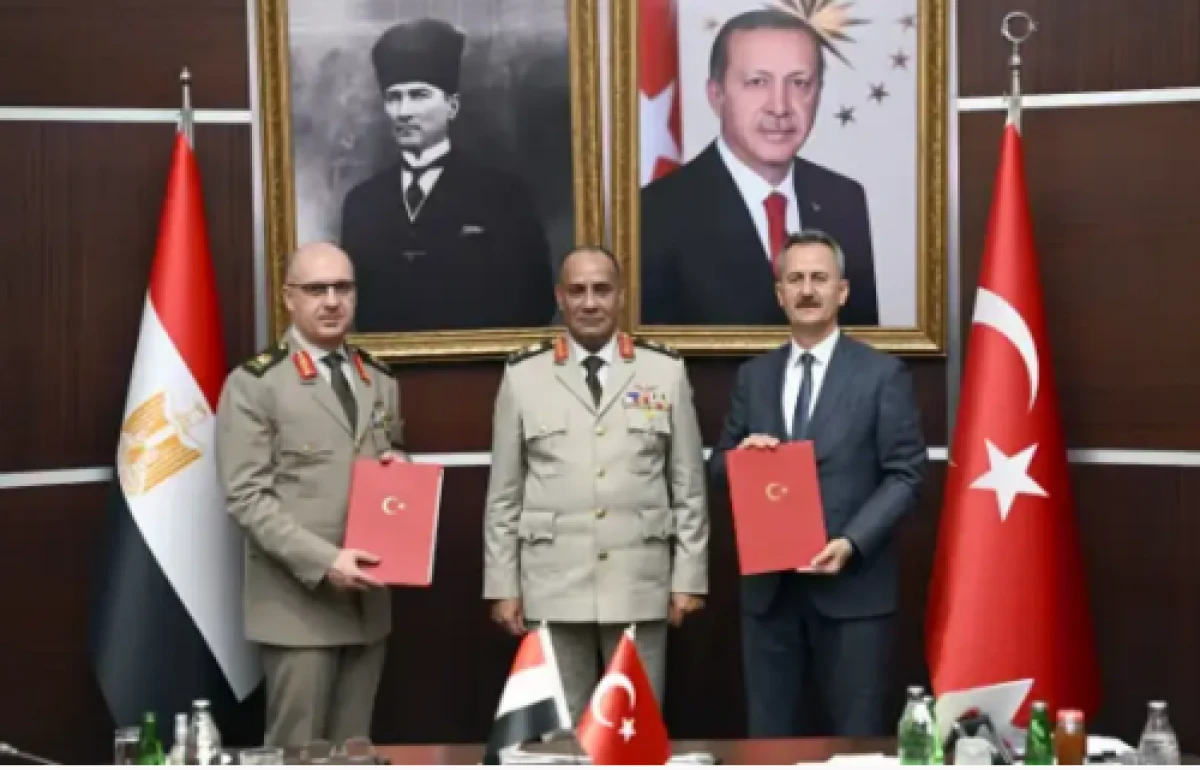 T&uuml;rkiye ve Mısır&rsquo;dan savunmada kritik adım! İmzalar atıldı