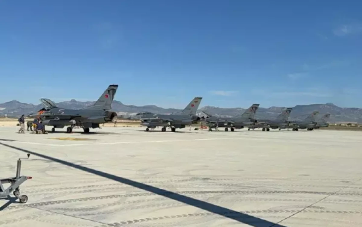 T&uuml;rkiye'nin KKTC'ye konuşlandırdığı F-16'lar korkuttu!